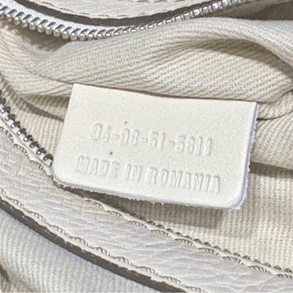 CHLOE PADDINGTON Small Ivory Leather Bag Removable Strap Lock and Key NWOT - Picture 13 of 16